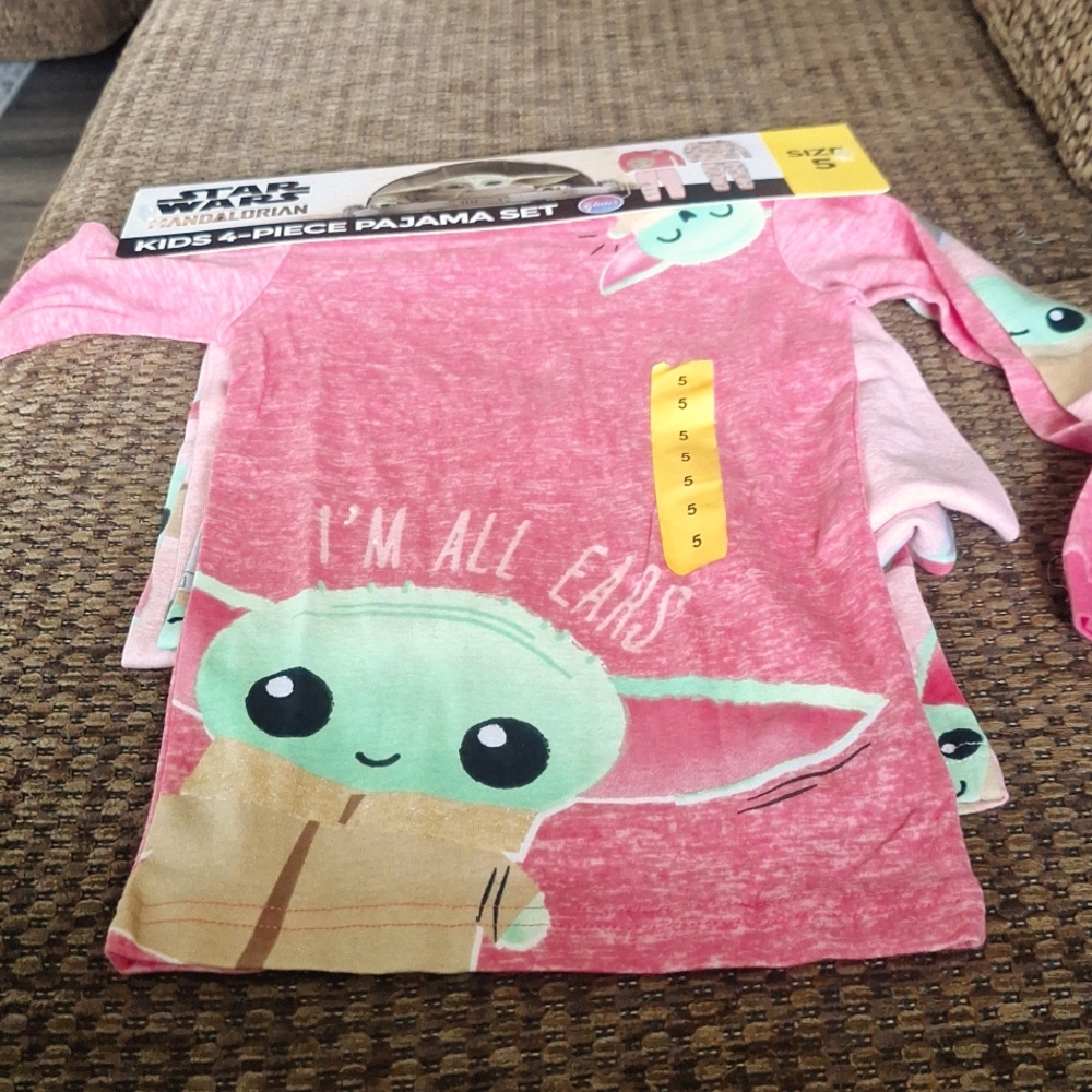 Kids 4 peice pajamas set(14)